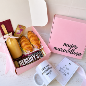 Cajita Petit + Taza Personalizada